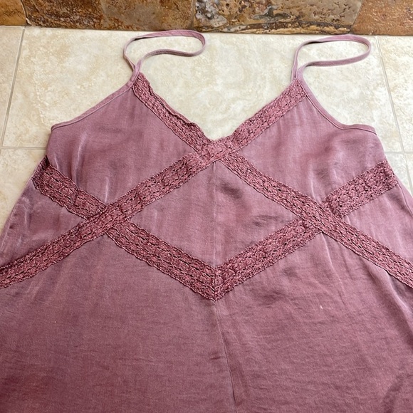 Aerie Women Romper Short Lace Silky Pockets Spaghetti Straps Sleeveless Size XS - Picture 4 of 15